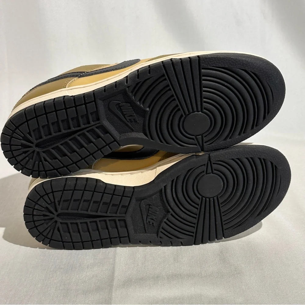 NEW Nike Women's Dunk Low Driftwood Size 7.5 No Box